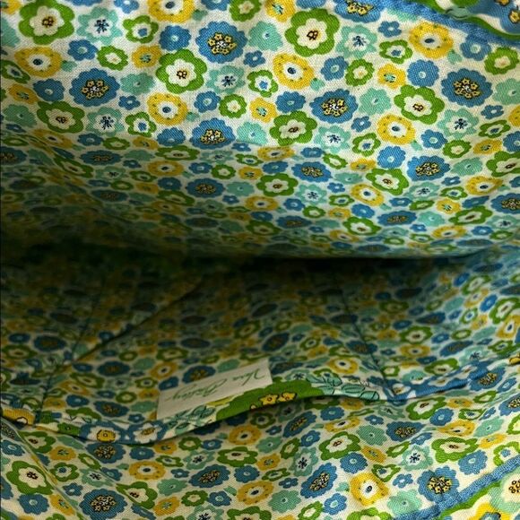 Vera Bradley English Meadows Slim Tote NWT - Picture 4 of 5